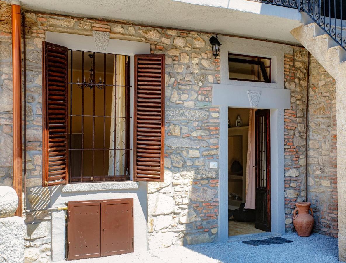 B&B La Corte And Home Restaurant - Free Parking - 10 Minutes To The Lake And Centre Como Exteriér fotografie