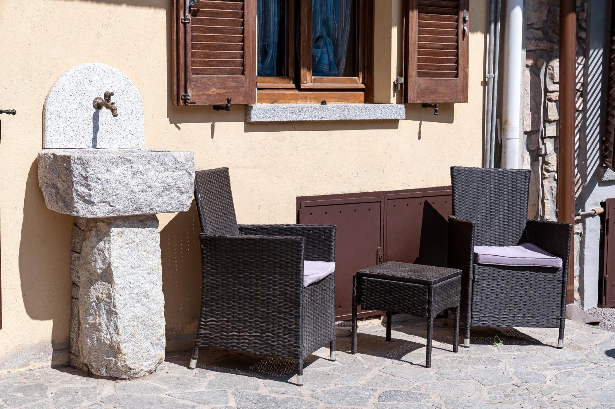 B&B La Corte And Home Restaurant - Free Parking - 10 Minutes To The Lake And Centre Como Exteriér fotografie