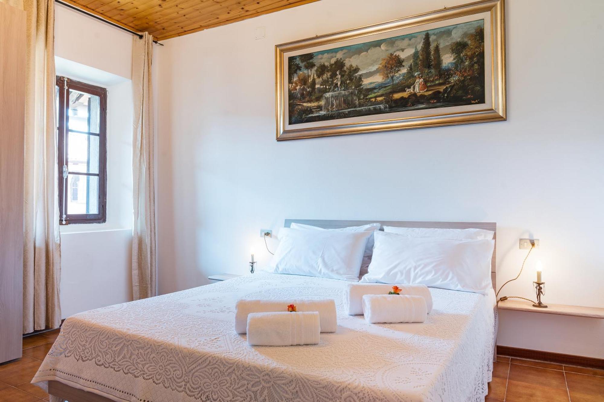 B&B La Corte And Home Restaurant - Free Parking - 10 Minutes To The Lake And Centre Tavernerio Exteriér fotografie