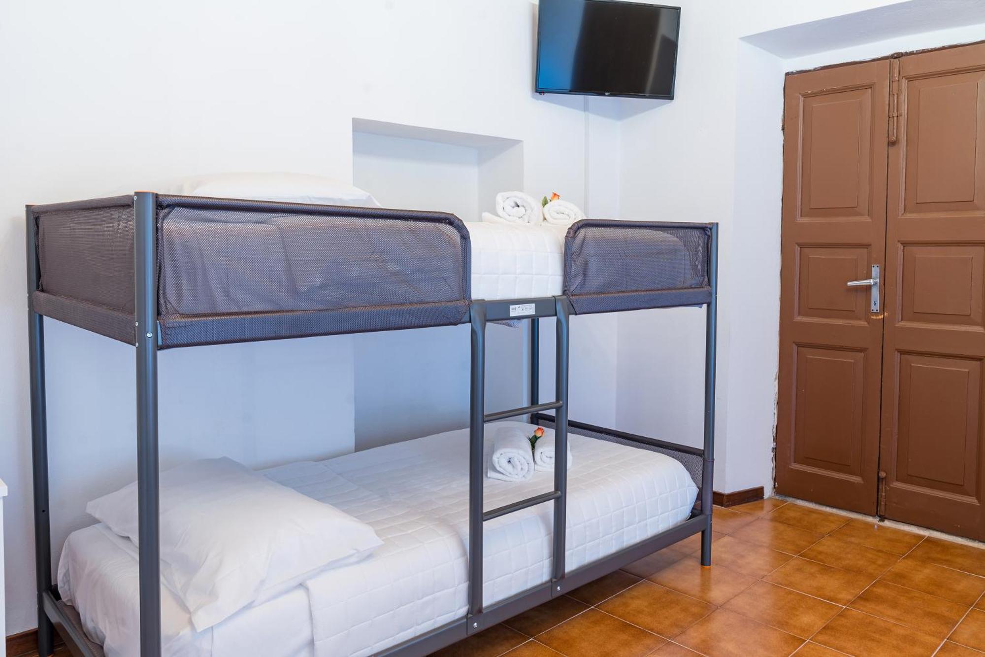 B&B La Corte And Home Restaurant - Free Parking - 10 Minutes To The Lake And Centre Como Exteriér fotografie