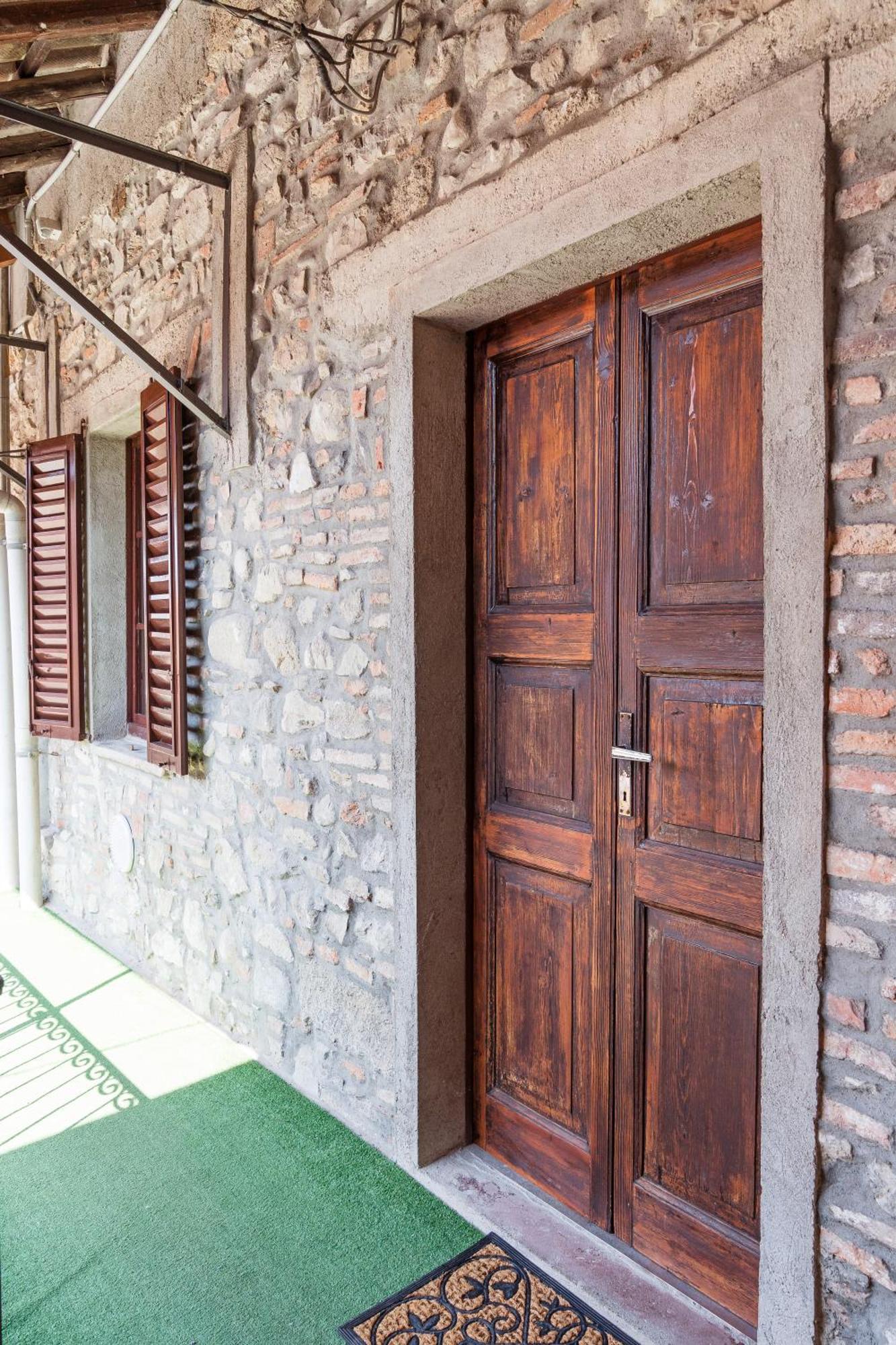 B&B La Corte And Home Restaurant - Free Parking - 10 Minutes To The Lake And Centre Tavernerio Exteriér fotografie