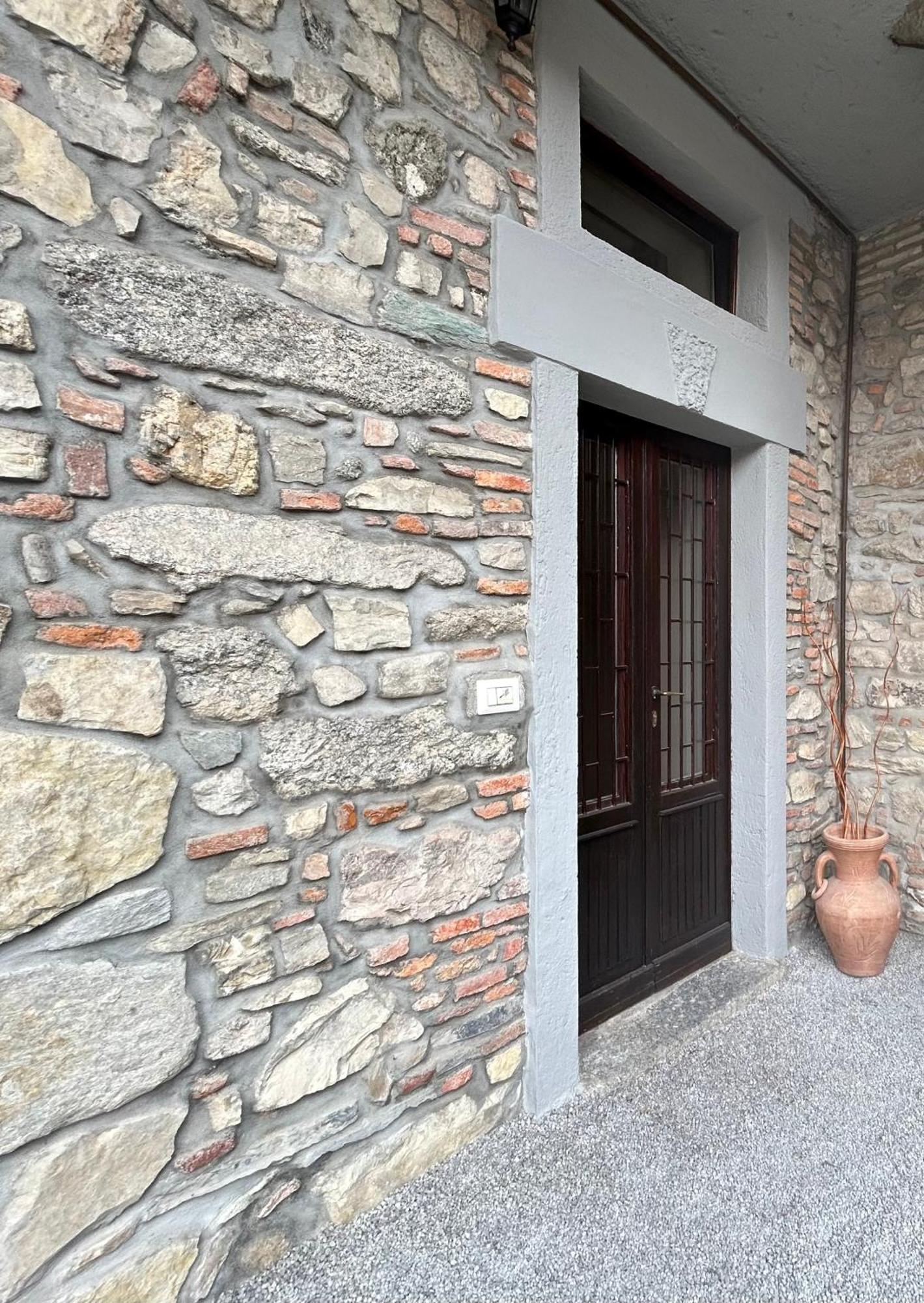 B&B La Corte And Home Restaurant - Free Parking - 10 Minutes To The Lake And Centre Tavernerio Exteriér fotografie